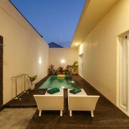 Villa Julie Seminyak Buitenkant foto